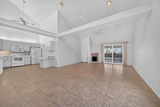 2738 SE Tropical East Circle, Port St. Lucie, Port St Lucie, FL 34952