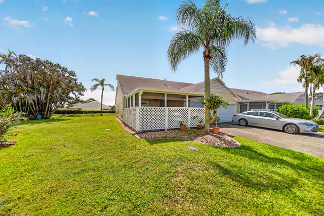 2738 SE Tropical East Circle, Port St. Lucie, Port St Lucie, FL 34952
