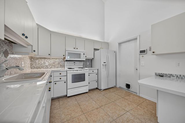 2738 SE Tropical East Circle, Port St. Lucie, Port St Lucie, FL 34952