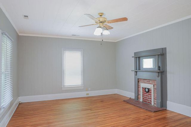 108 W 10th Street, Chickamauga, GA 30707