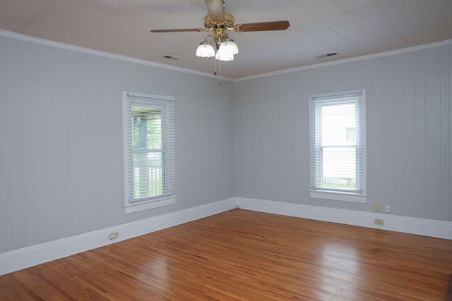 108 W 10th Street, Chickamauga, GA 30707
