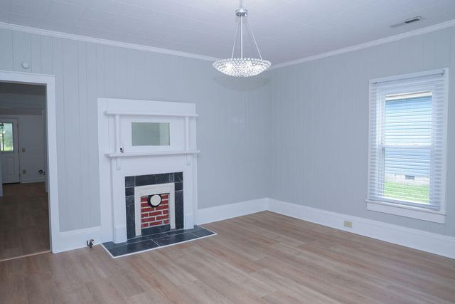 108 W 10th Street, Chickamauga, GA 30707