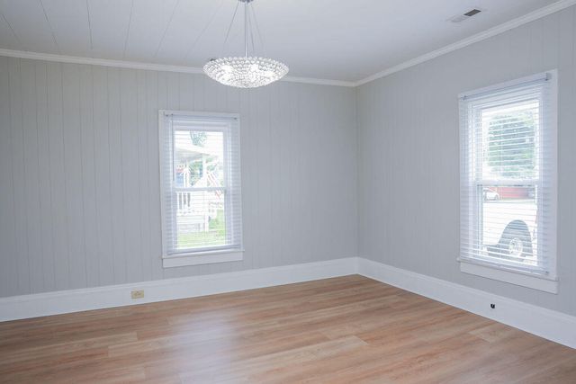 108 W 10th Street, Chickamauga, GA 30707