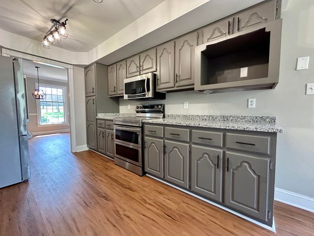 206 Allen Drive, Somerset, KY 42503