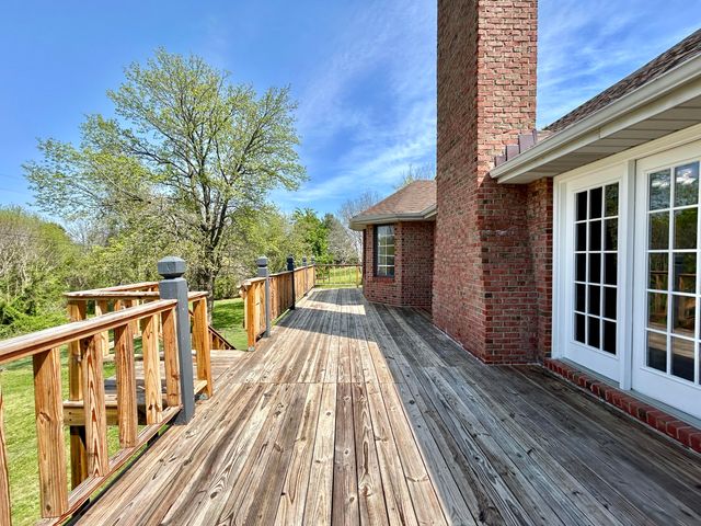 206 Allen Drive, Somerset, KY 42503