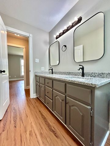 206 Allen Drive, Somerset, KY 42503