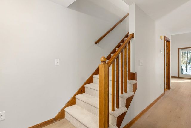 3 Montrose Drive, Stratham, NH 03885