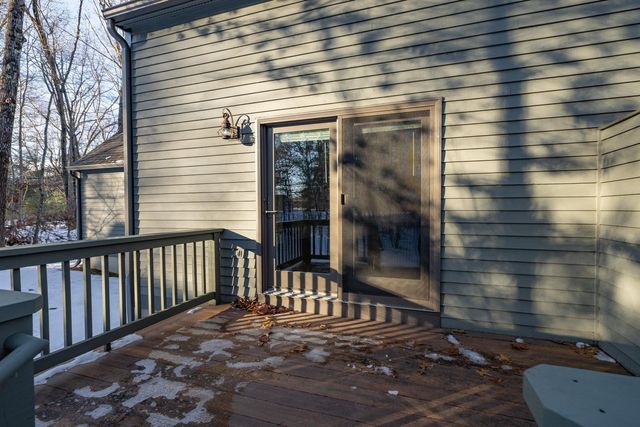 3 Montrose Drive, Stratham, NH 03885