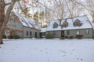 3 Montrose Drive, Stratham, NH 03885