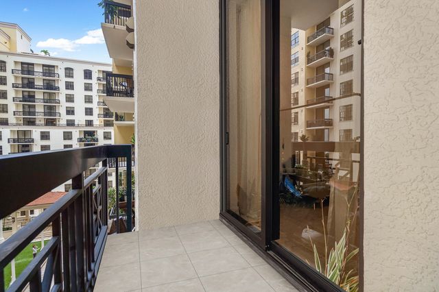 701 S Olive Avenue 807, West Palm Beach, FL 33401
