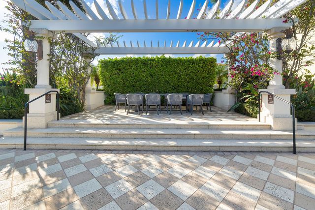 701 S Olive Avenue 807, West Palm Beach, FL 33401