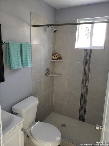 314 W PETALUMA BLVD, San Antonio, TX 78221