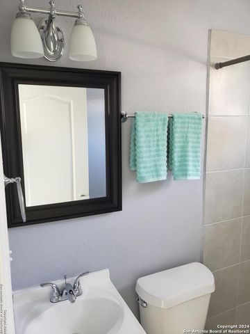 314 W PETALUMA BLVD, San Antonio, TX 78221