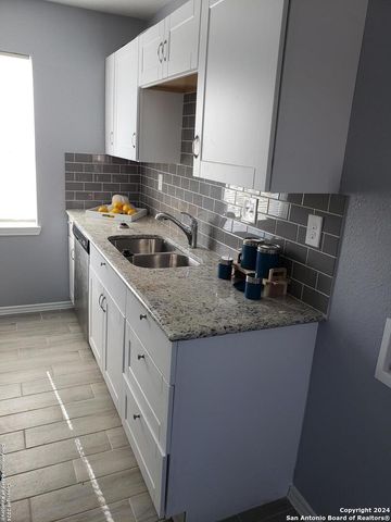 314 W PETALUMA BLVD, San Antonio, TX 78221