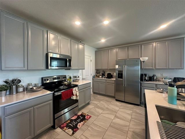 373 PINEYWOODS STREET, St Cloud, FL 34772