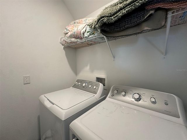 373 PINEYWOODS STREET, St Cloud, FL 34772