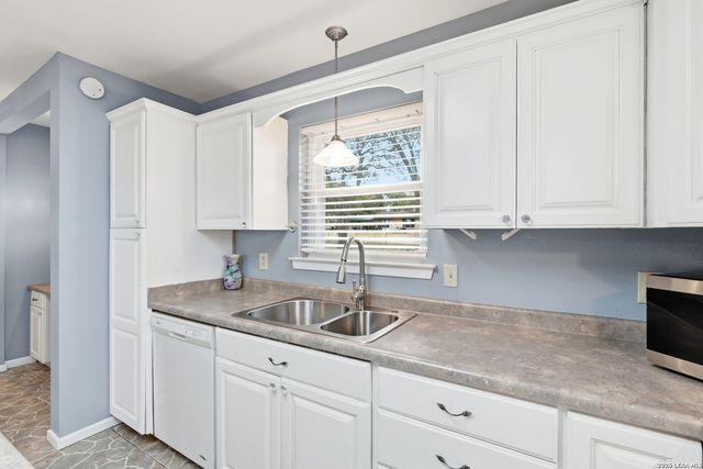 155 ranch country, La Vernia, TX 78121