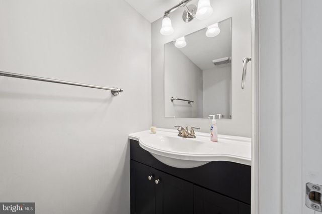 10266 FERN POOL CT, Burke, VA 22015