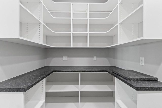 167 FOX SHORES DRIVE, De Pere, WI 54115