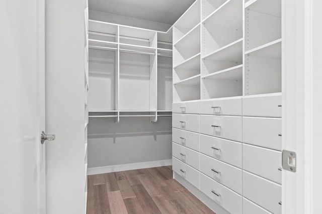 167 FOX SHORES DRIVE, De Pere, WI 54115