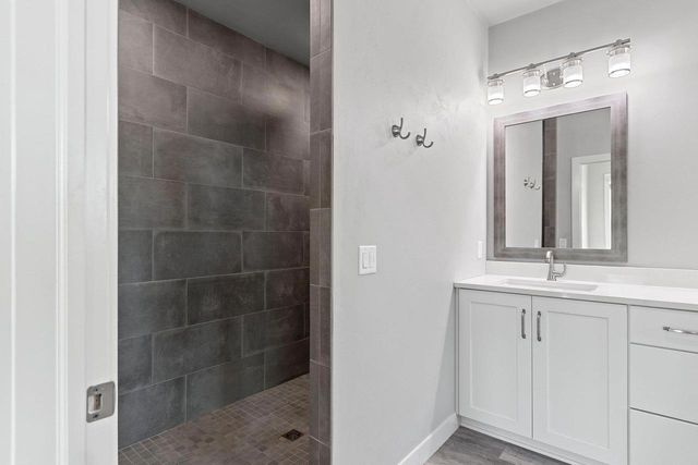 167 FOX SHORES DRIVE, De Pere, WI 54115