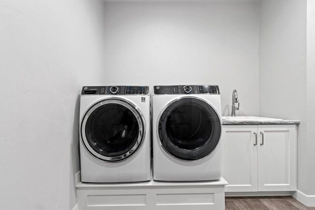 167 FOX SHORES DRIVE, De Pere, WI 54115