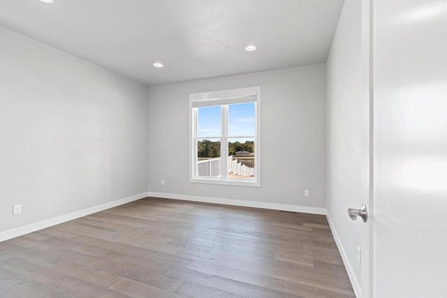 167 FOX SHORES DRIVE, De Pere, WI 54115