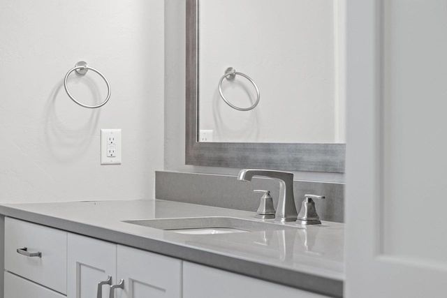 167 FOX SHORES DRIVE, De Pere, WI 54115