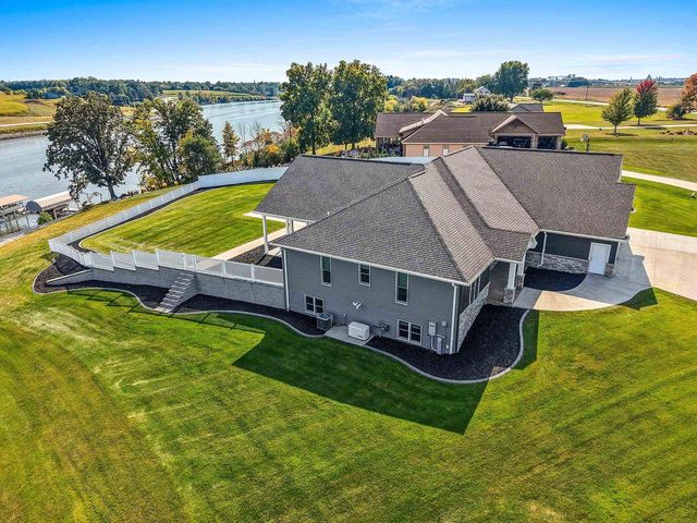 167 FOX SHORES DRIVE, De Pere, WI 54115