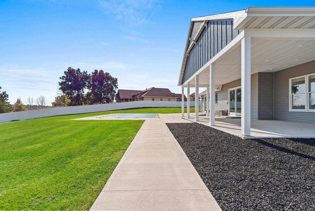 167 FOX SHORES DRIVE, De Pere, WI 54115