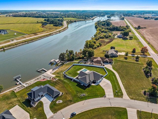 167 FOX SHORES DRIVE, De Pere, WI 54115