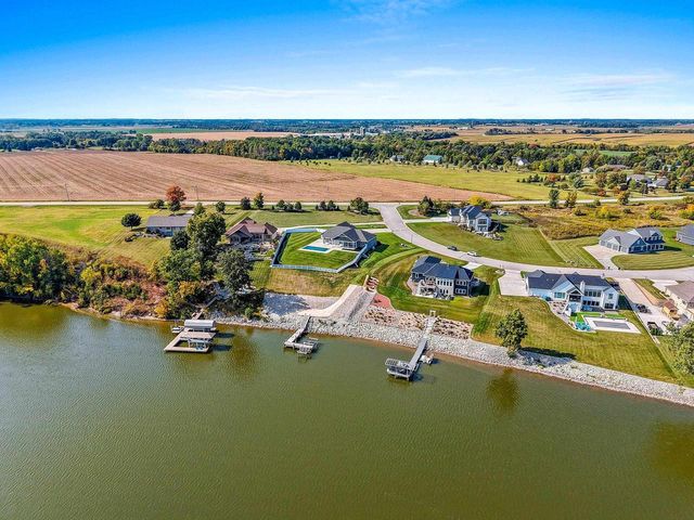 167 FOX SHORES DRIVE, De Pere, WI 54115