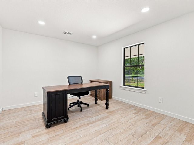 130 Parrish Street, New Waverly, TX 77358