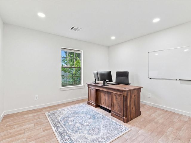 130 Parrish Street, New Waverly, TX 77358