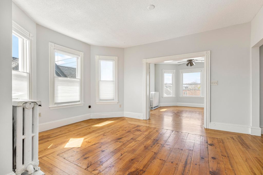 22 Cumberland Avenue 3, Portland, ME 04101 — photo 5
