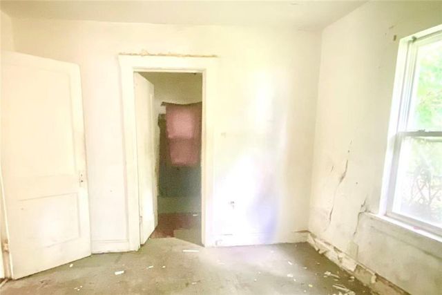3015 E 60TH Street, Kansas City, MO 64130