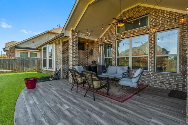 31727 Serrano Bluff Lane, Spring, TX 77386