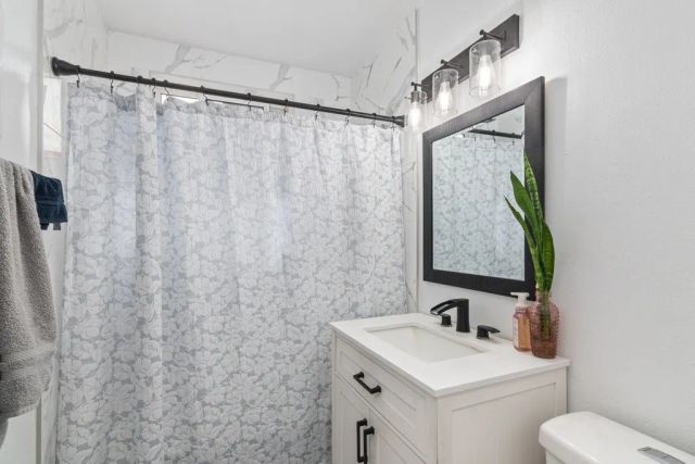 4127 N 4th, San Bernardino, CA 92407