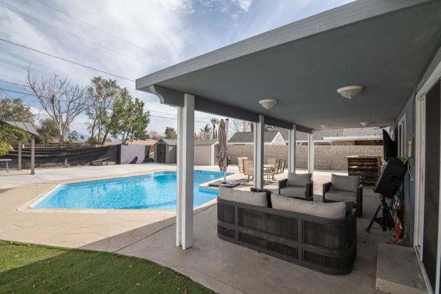 4127 N 4th, San Bernardino, CA 92407