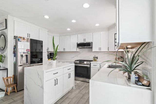 4127 N 4th, San Bernardino, CA 92407