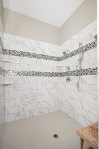6808 S Jackson Ridge Ln, Greenacres, WA 99016