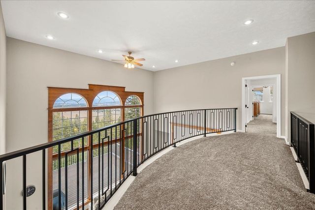 6808 S Jackson Ridge Ln, Greenacres, WA 99016