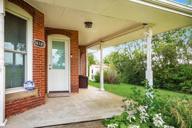 16185 State Route 207, Mount Sterling, OH 43143