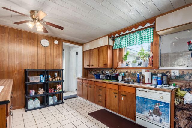 16185 State Route 207, Mount Sterling, OH 43143