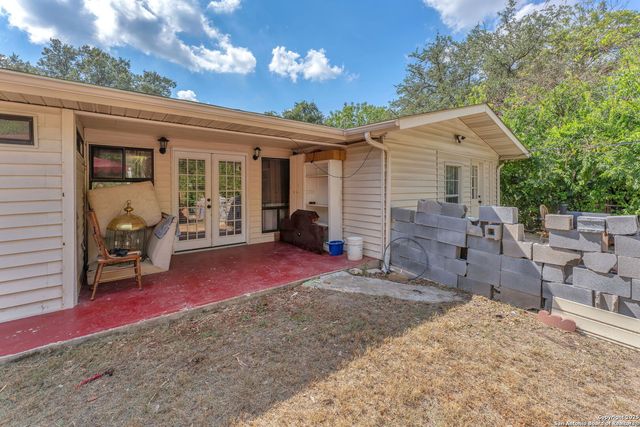 4219 Moana Dr, San Antonio, TX 78218