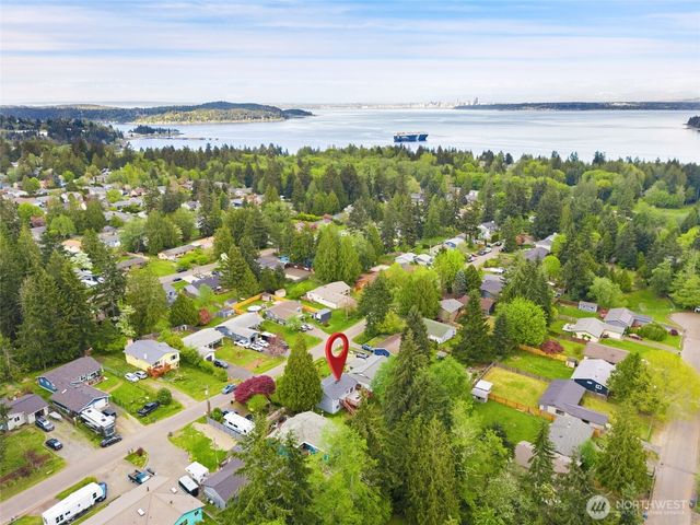 7292 E Harrison Street, Port Orchard, WA 98366
