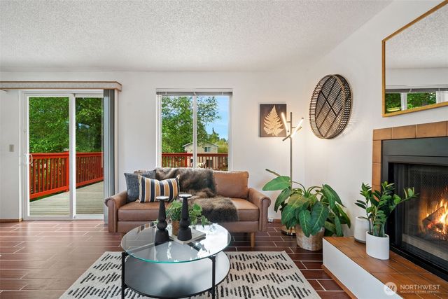 7292 E Harrison Street, Port Orchard, WA 98366