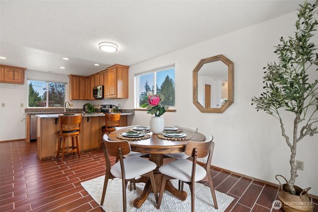 7292 E Harrison Street, Port Orchard, WA 98366