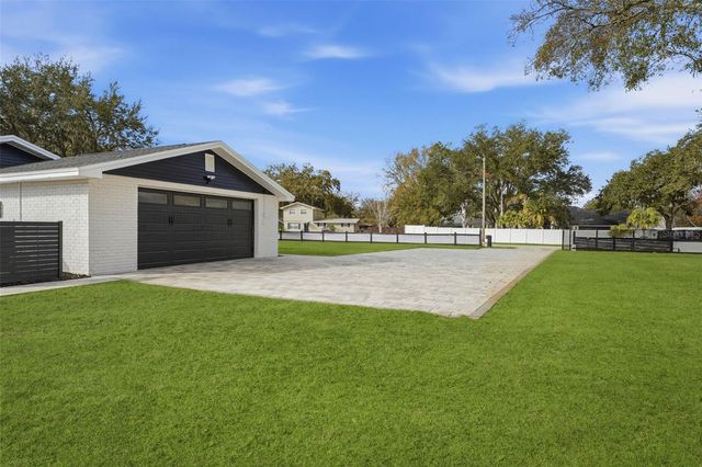 2338 MEADOWBROOK DRIVE, Lutz, FL 33558