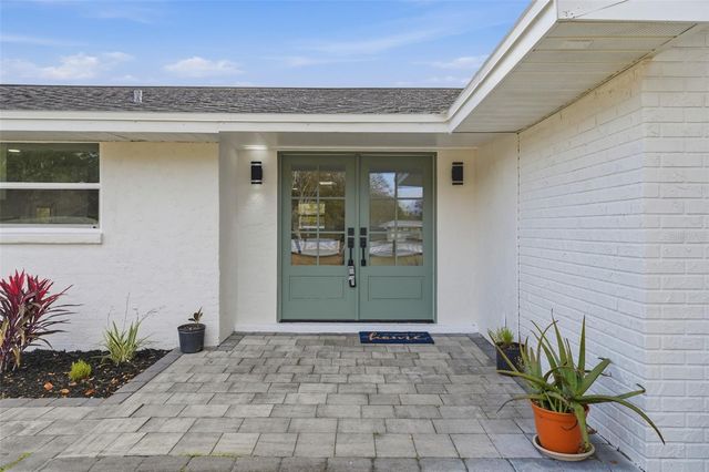 2338 MEADOWBROOK DRIVE, Lutz, FL 33558